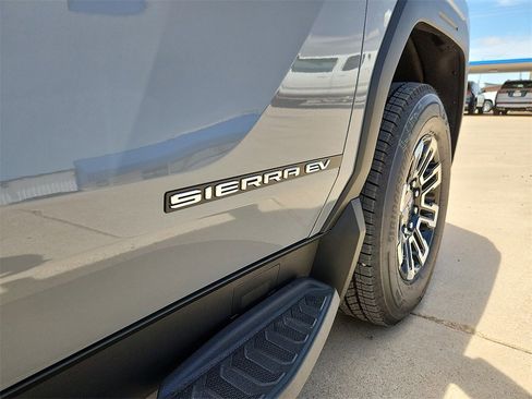 New 2026 GMC Sierra EV Elevation image 23