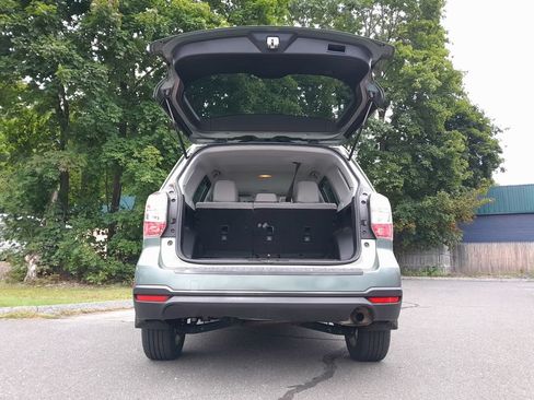 Used 2016 Subaru Forester 2.5i Premium w/ All-Weather Package AWD/4WD image 33