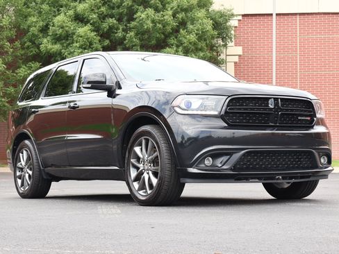 Used 2018 Dodge Durango GT RWD image 1