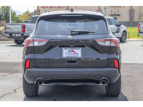 Used 2022 Ford Escape SEL w/ SEL Stealth AWD Package image 4