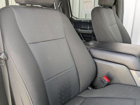 Used 2018 Ford F150 XLT w/ Equipment Group 302A Luxury AWD/4WD image 29