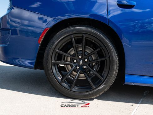 Used 2021 Dodge Charger Scat Pack w/ Dynamics Package RWD image 11