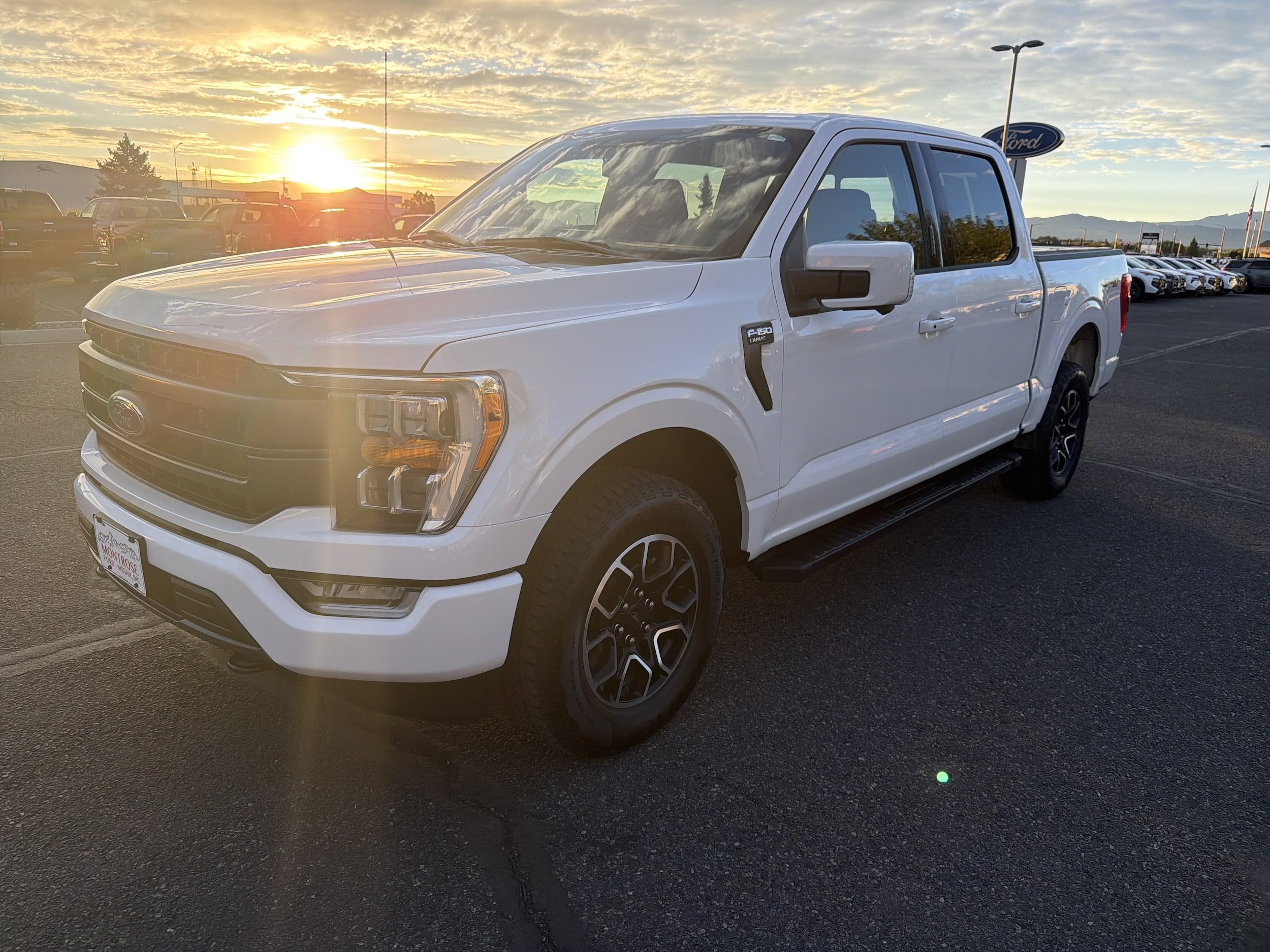 Used 2023 Ford F150 Lariat w/ Max Trailer Tow Package AWD/4WD image 3