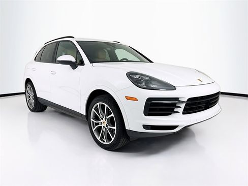 Certified 2020 Porsche Cayenne image 7