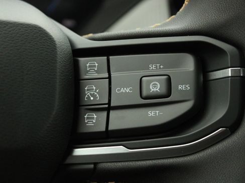 New 2026 Jeep Cherokee Limited AWD/4WD image 38