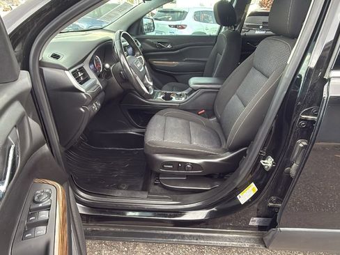 Used 2020 GMC Acadia SLE w/ Driver Convenience Package image 16