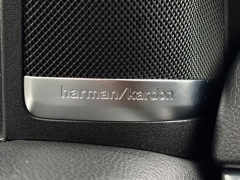 Used 2019 Mercedes-Benz GLS 450 4MATIC image 4