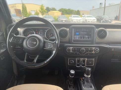 Used 2020 Jeep Gladiator Sport w/ Quick Order Package 24S AWD/4WD image 14