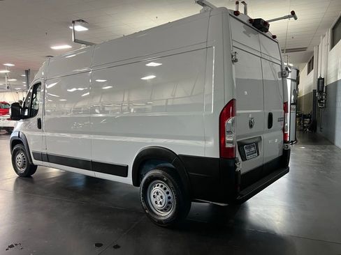 Used 2024 RAM ProMaster 2500 image 8