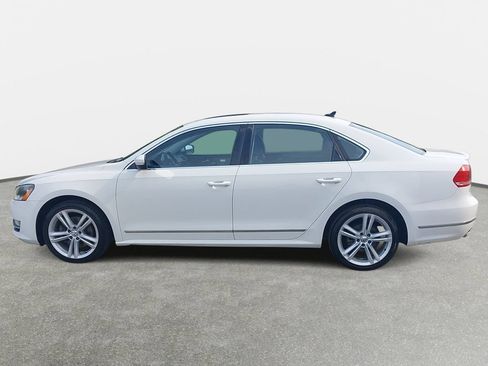 Used 2015 Volkswagen Passat TDI SEL Premium FWD image 8