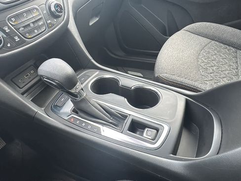 Certified 2023 Chevrolet Equinox LT AWD/4WD image 18