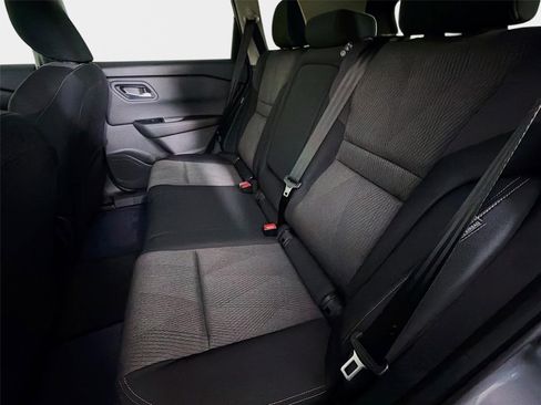Certified 2026 Nissan Rogue SV FWD image 20