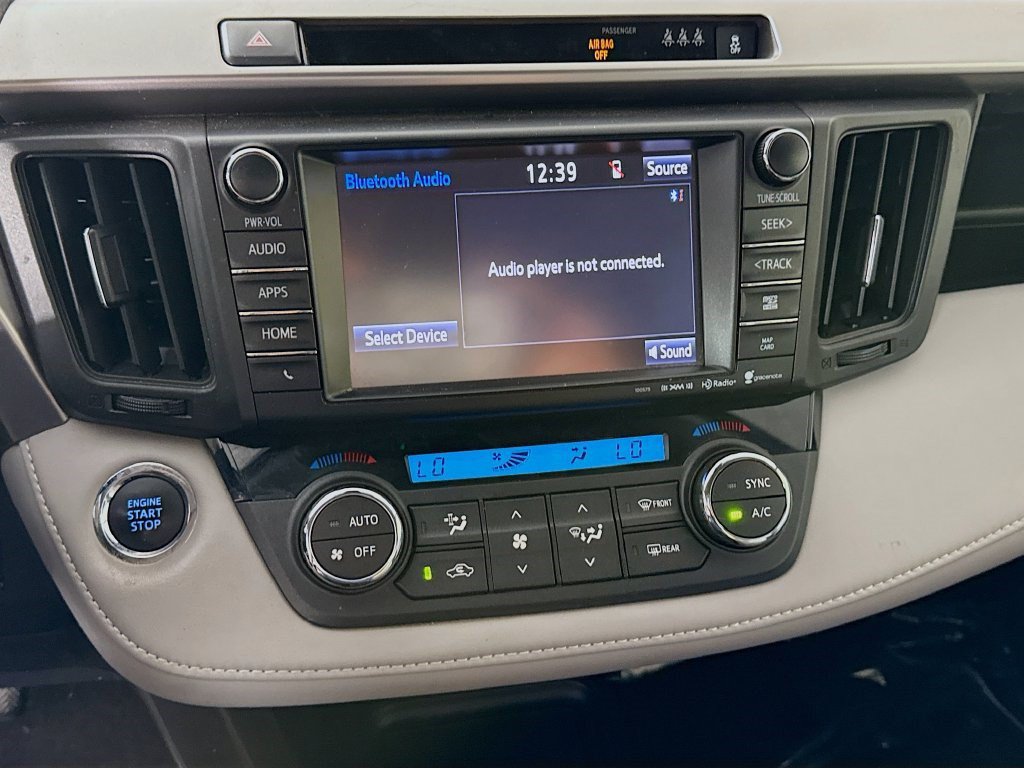Used 2018 Toyota RAV4 Limited FWD image 17