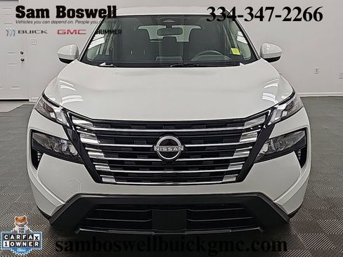 Used 2026 Nissan Rogue SV AWD/4WD image 3