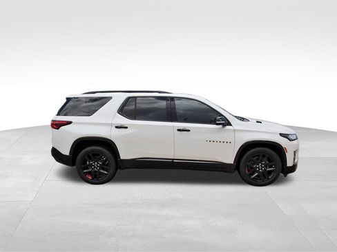 Used 2023 Chevrolet Traverse Premier w/ Redline Edition AWD/4WD image 5