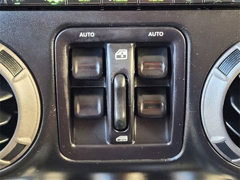 Used 2015 Jeep Wrangler Unlimited Sport w/ Quick Order Package 24S image 15