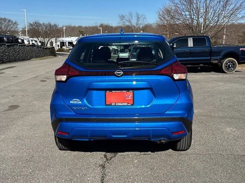 Certified 2025 Nissan Kicks Play S FWD image 6