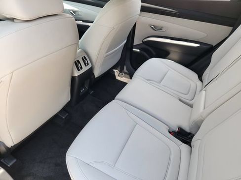 Certified 2025 Hyundai Tucson SEL FWD image 21