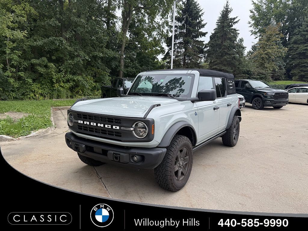 Used 2023 Ford Bronco Black Diamond AWD/4WD image 1