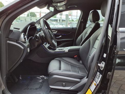 Used 2022 Mercedes-Benz GLC 300 4MATIC w/ Multimedia Package Lite image 24