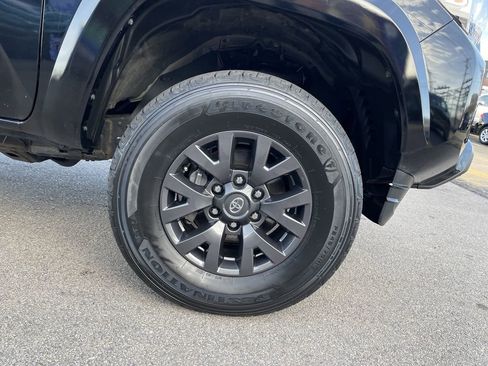 Certified 2023 Toyota Tacoma SR5 image 11