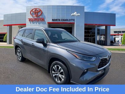 Used 2023 Toyota Highlander XLE