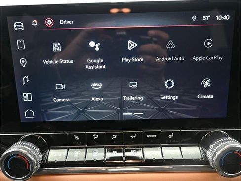 Used 2024 GMC Canyon AT4 w/ Technology Package image 32