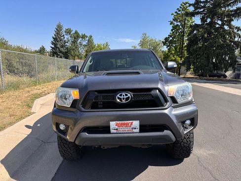 Used 2015 Toyota Tacoma 4x4 Double Cab image 8