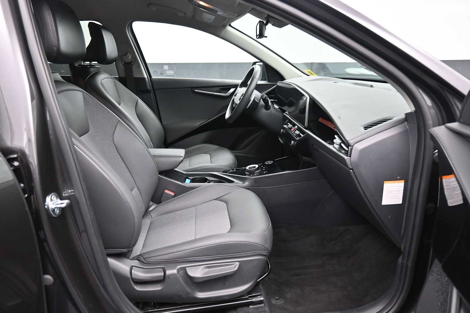 Certified 2025 Kia Niro EX w/ EX Cold Weather Package FWD image 23