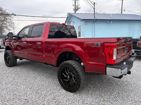 Used 2019 Ford F250 XLT w/ XLT Premium Package image 9