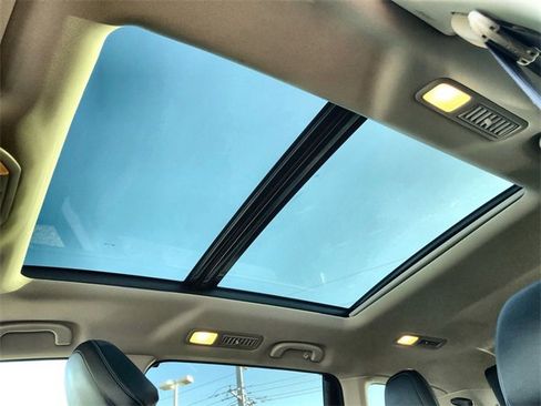 Used 2024 Subaru Ascent Limited w/ Technology Package image 22