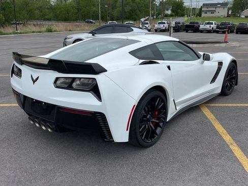 Used 2018 Chevrolet Corvette Z06 RWD image 7