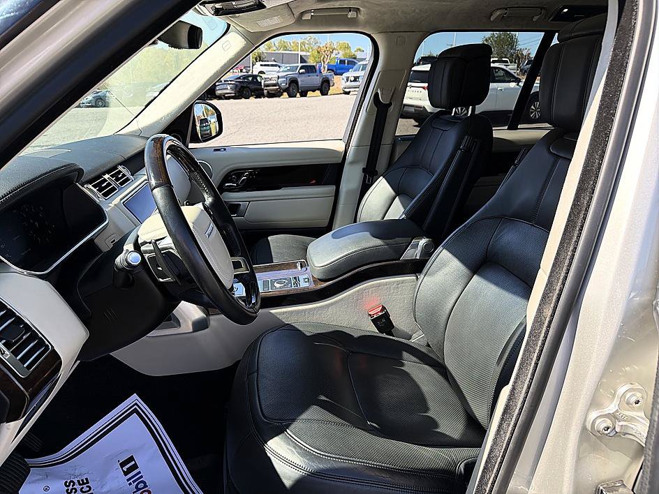 Used 2019 Land Rover Range Rover Supercharged AWD/4WD image 17
