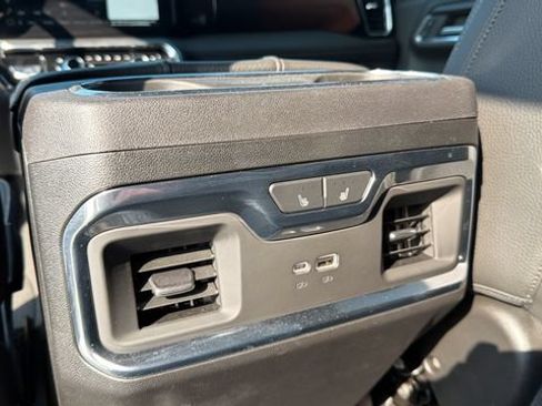Used 2024 GMC Sierra 3500 Denali AWD/4WD image 13