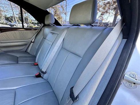 Used 1997 Mercedes-Benz E 320 Sedan image 22