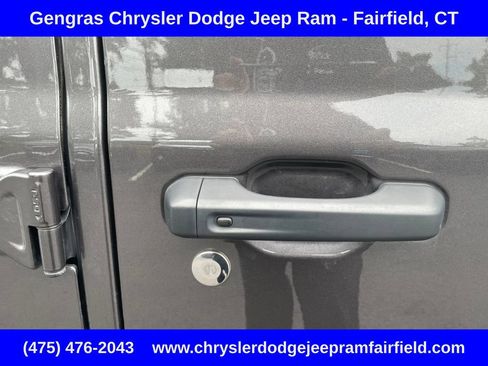 Certified 2025 Jeep Wrangler Unlimited Sahara AWD/4WD image 17