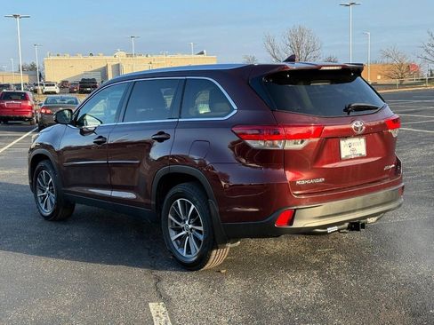 Used 2019 Toyota Highlander XLE image 8