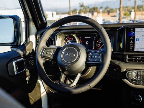 New 2026 Jeep Wrangler Unlimited Rubicon image 17