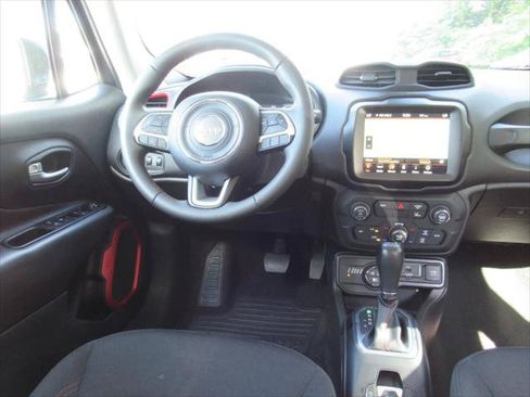 Certified 2023 Jeep Renegade Trailhawk AWD/4WD image 13