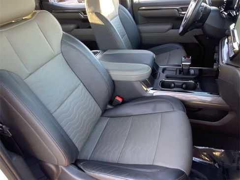 Used 2023 Chevrolet Silverado 1500 ZR2 w/ Technology Package image 20