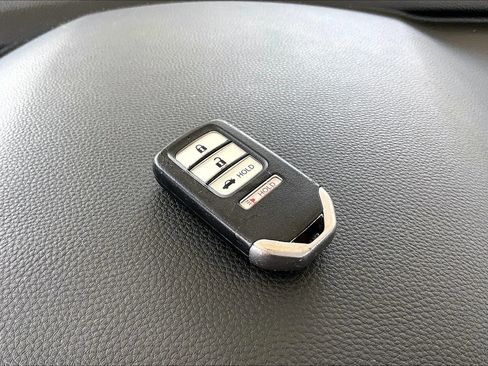 Used 2018 Honda Accord Sport image 31