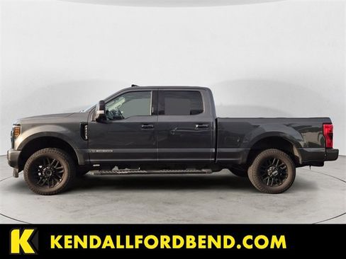 Used 2019 Ford F250 Lariat w/ Lariat Ultimate Package image 2