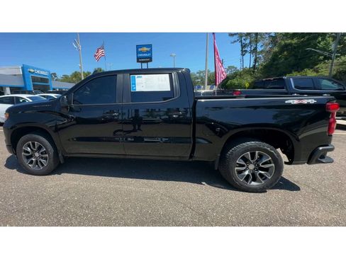 Used 2024 Chevrolet Silverado 1500 LT AWD/4WD image 5