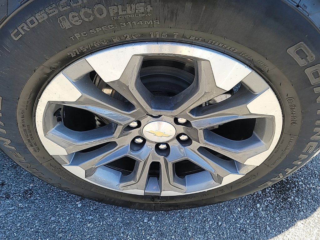 Used 2025 Chevrolet Tahoe LS RWD image 7