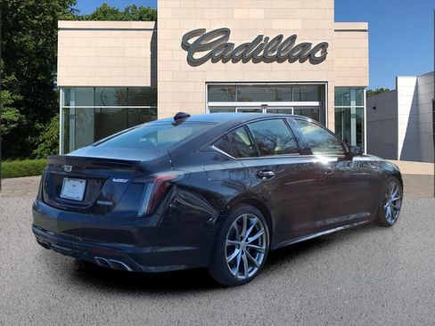Used 2022 Cadillac CT5 V w/ Premium Package image 5