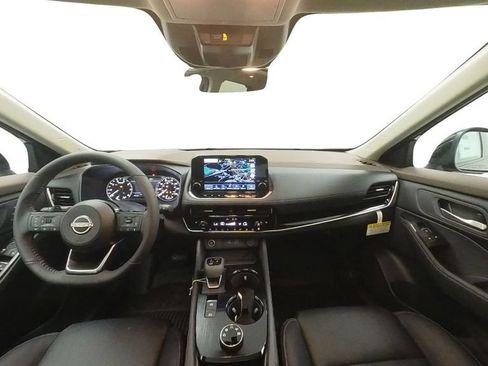 Used 2023 Nissan Rogue SL w/ SL Premium Package AWD/4WD image 30