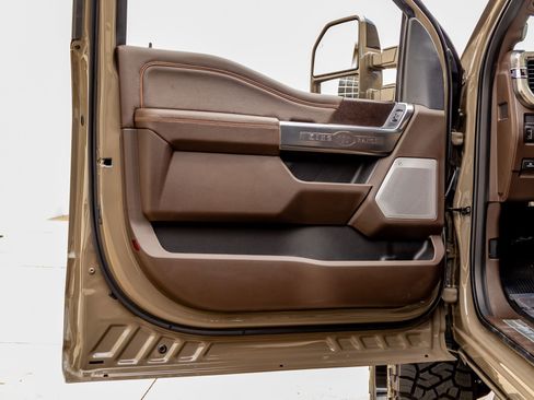 Used 2026 Ford F250 King Ranch w/ Chrome Package image 37