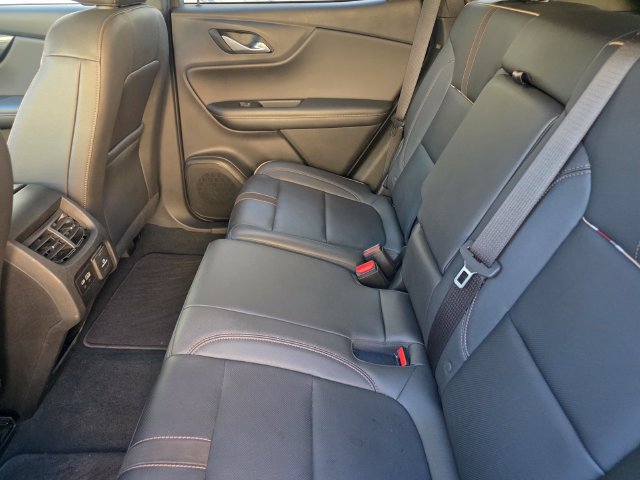 Used 2022 Chevrolet Blazer Premier FWD image 12