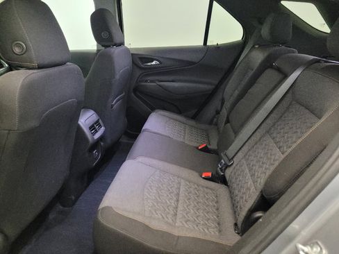 Used 2024 Chevrolet Equinox LT AWD/4WD image 18