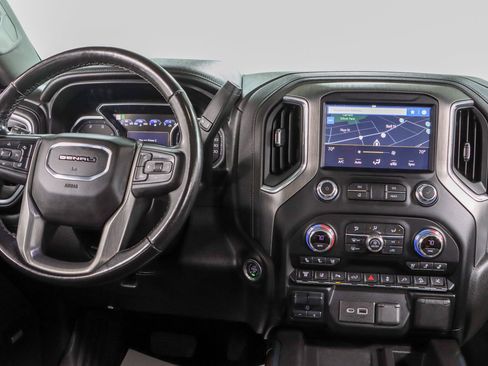 Used 2021 GMC Sierra 2500 Denali w/ Denali Ultimate Package AWD/4WD image 18